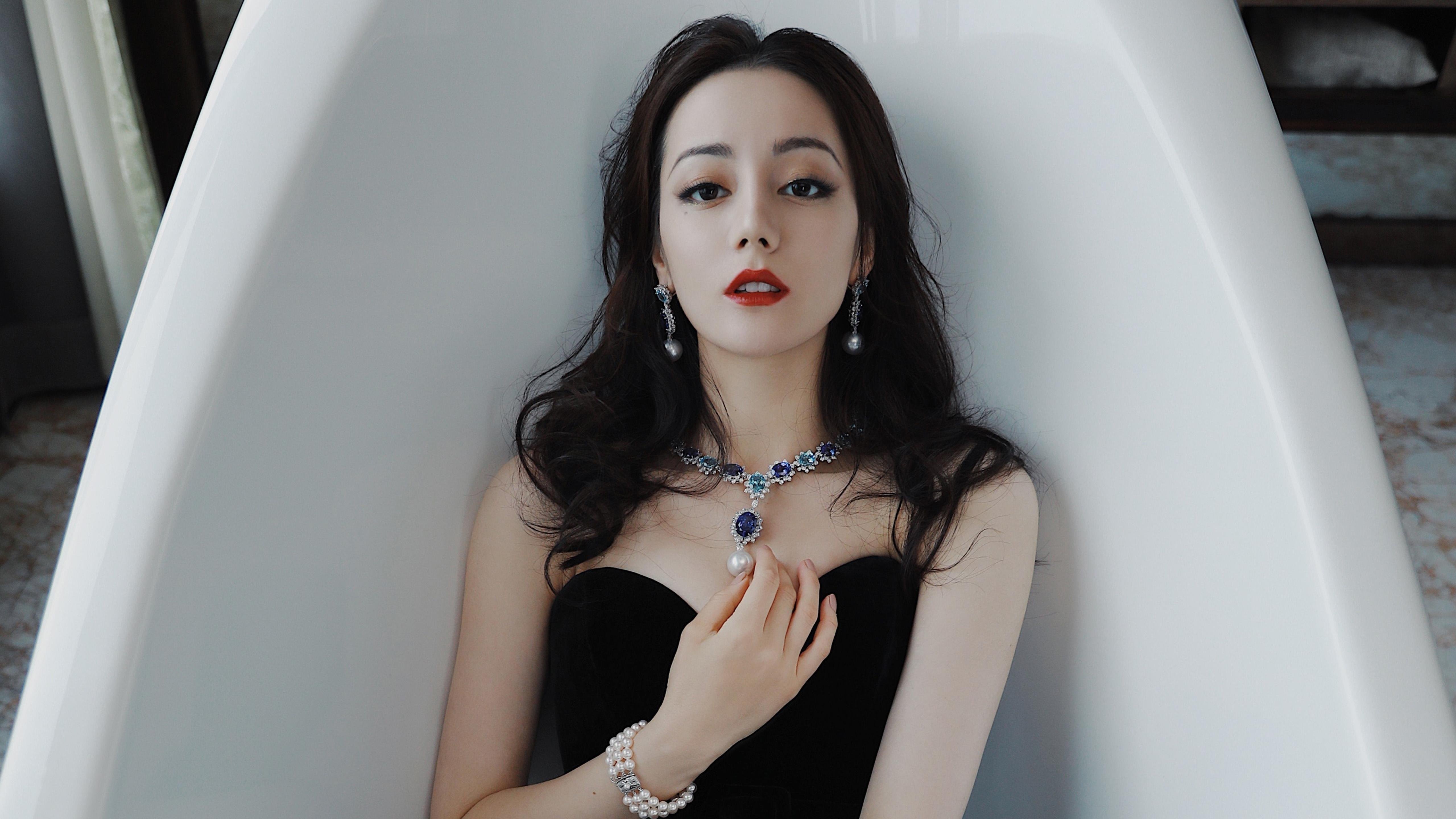 爱游戏体育网页版-_世界马术锦标赛：骑手展现高超技艺_，马术锦标赛冠军